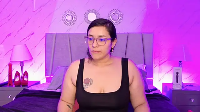 Michell Monet online show from 06/12/26, 12:04
