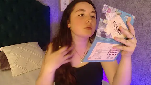 Snapshot of Vic_Taylor chatting on 10/10/25, 10:58 Vic Taylor online show from 10/10/25, 10:58