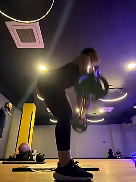 Anavalle online show from 11/20/25, 06:29