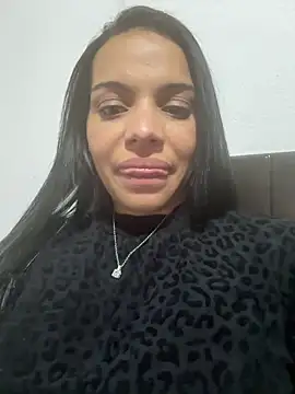 Snapshot of Anavalle chatting on 04/05/26, 11:24 Anavalle online show from 04/05/26, 11:24