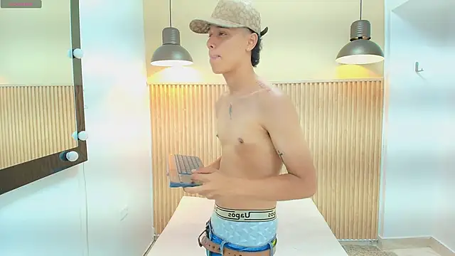 Snapshot of Frayhot777 chatting on 02/09/26, 07:40 Frayhot777 online show from 02/09/26, 07:40