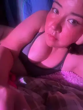 Snapshot of morningfaerie chatting on 10/14/25, 11:38 morningfaerie online show from 10/14/25, 11:38