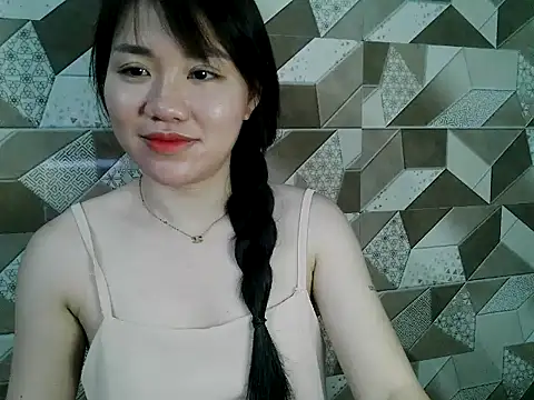 Ara4865 online show from 10/01/25, 04:24