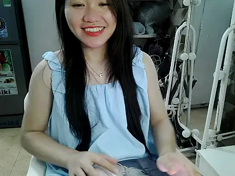 Ara4865 online show from 10/08/25, 04:37