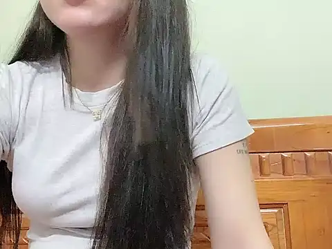 Ara4865 online show from 10/09/25, 07:01