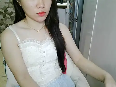 Ara4865 online show from 10/30/25, 01:45