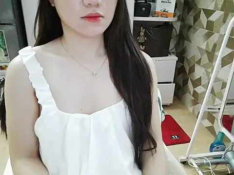 Ara4865 online show from 11/11/25, 10:37