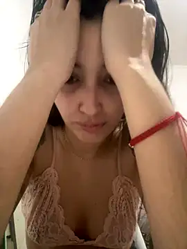 KarenG2025 online show from 10/10/25, 03:38