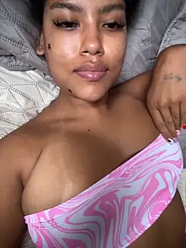 miiabrown18 online show from 11/24/25, 11:54