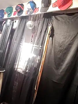 blondebarbiebae online show from 11/25/25, 10:32