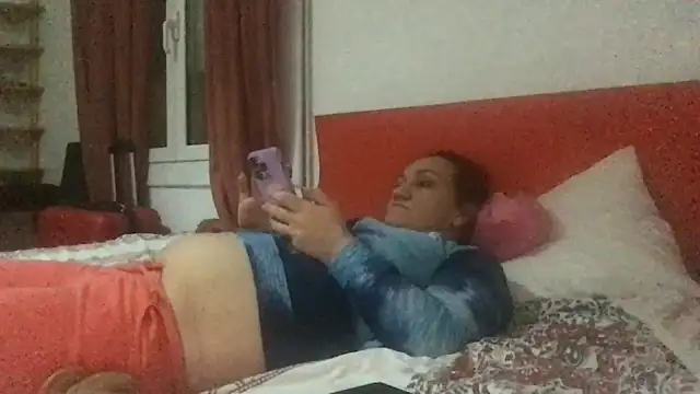 paula19800 online show from 11/26/25, 09:16