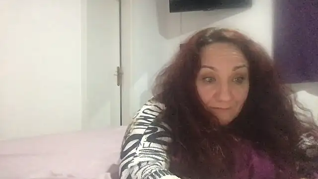 paula19800 online show from 12/05/25, 03:41