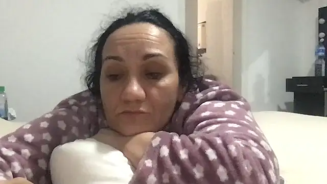 paula19800 online show from 12/21/25, 02:24