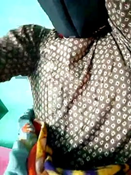 Cuty kinjal online show from 10/30/25, 08:53