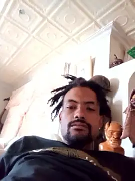 Snapshot of Goofygoody17 chatting on 12/17/25, 09:15 Goofygoody17 online show from 12/17/25, 09:15