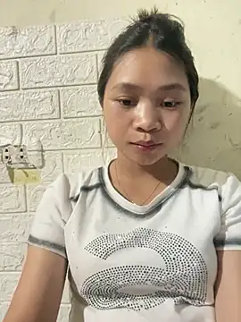 Mayy1 online show from 06/25/26, 05:45