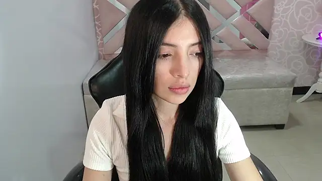 cynthia ch online show from 11/21/25, 02:54