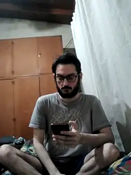 Snapshot of Fefede97_ chatting on 05/06/26, 02:33 Fefede97 online show from 05/06/26, 02:33