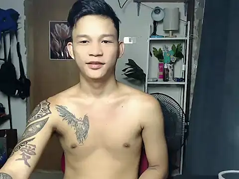 Snapshot of asianmonstercock05 chatting on 05/14/26, 10:22 asianmonstercock05 online show from 05/14/26, 10:22