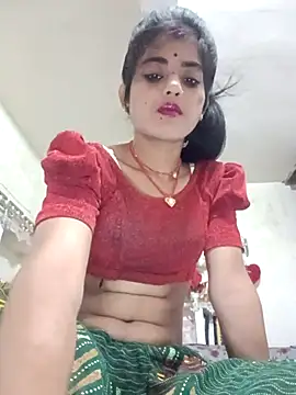 Snapshot of Mahek_love143 chatting on 11/12/25, 12:44 Mahek love143 online show from 11/12/25, 12:44