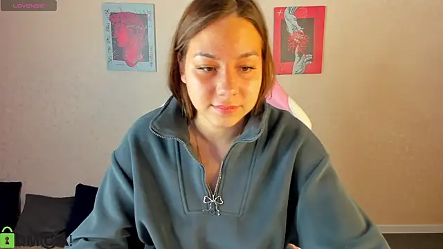 Al1ice Moures online show from 11/25/25, 01:16