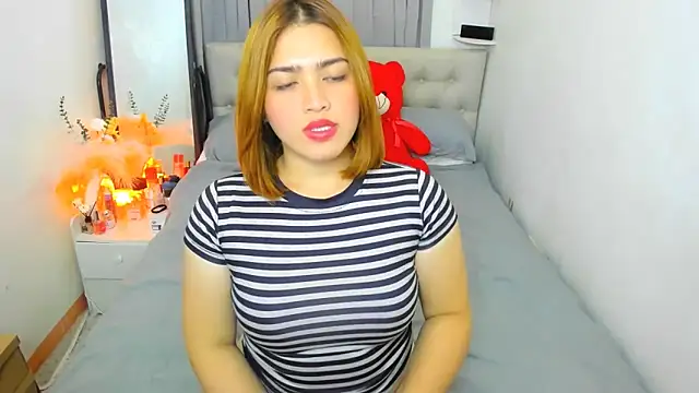 Snapshot of BubbbleButtDemi chatting on 02/01/26, 07:29 BubbbleButtDemi online show from 02/01/26, 07:29