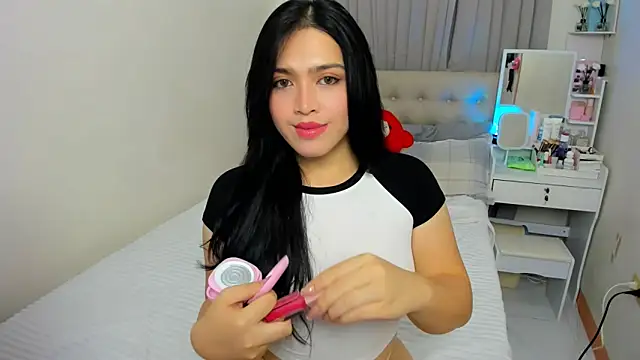 Snapshot of BubbbleButtDemi chatting on 03/07/26, 06:54 BubbbleButtDemi online show from 03/07/26, 06:54