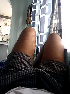 Snapshot of HolaPeeps chatting on 09/24/25, 10:51 HolaPeeps online show from 09/24/25, 10:51