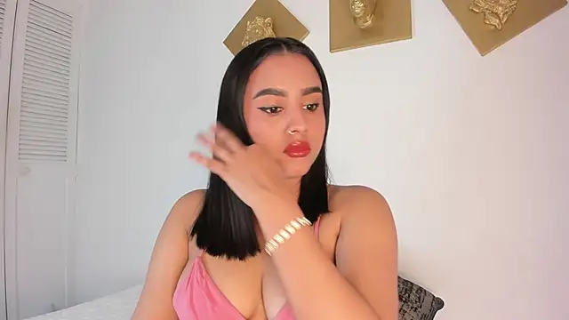 CharlottePetitte online show from 12/01/25, 07:52