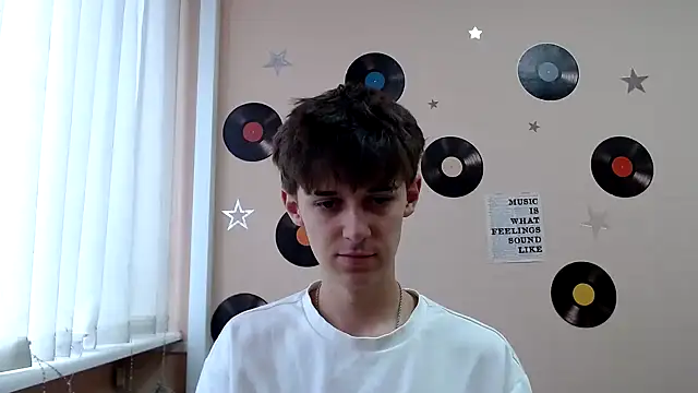 Snapshot of Hoot_Dude_ chatting on 10/07/25, 01:30 Hoot Dude  online show from 10/07/25, 01:30