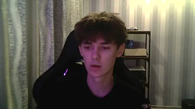 Hoot Dude  online show from 11/28/25, 11:13