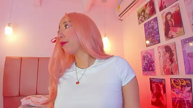 Snapshot of emily__walker chatting on 02/14/26, 04:09 emily walker online show from 02/14/26, 04:09