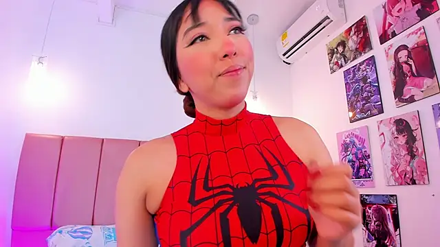 Snapshot of emily__walker chatting on 02/27/26, 04:23 emily walker online show from 02/27/26, 04:23