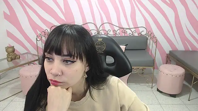 saabrina  online show from 12/22/25, 01:19