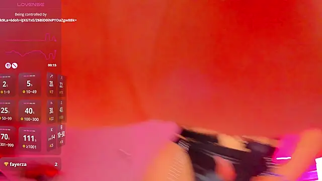 TiaBelle online show from 10/31/25, 04:19