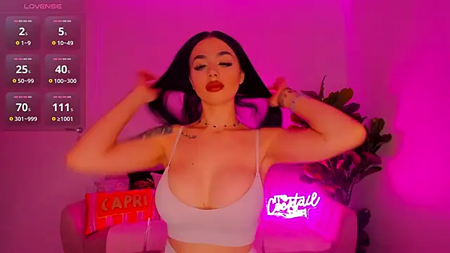 TiaBelle online show from 11/02/25, 06:32