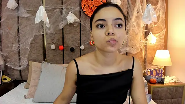 AriaBelles online show from 11/01/25, 12:07