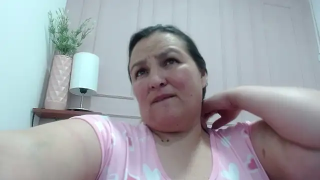 SweetRouse   online show from 10/05/25, 03:38