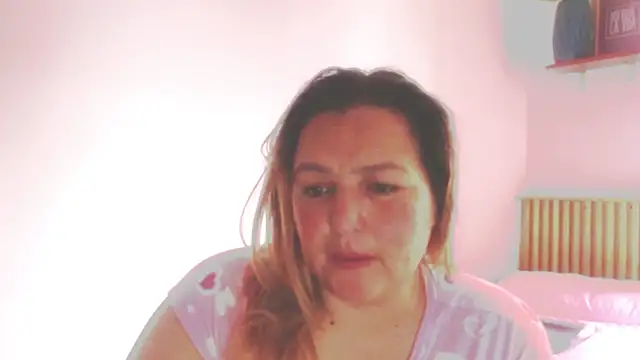 SweetRouse   online show from 10/18/25, 03:02