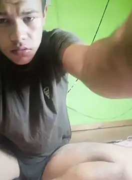 Snapshot of kaland69 chatting on 10/11/25, 06:06 kaland69 online show from 10/11/25, 06:06