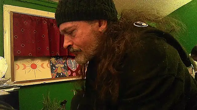 HippieDad333 online show from 04/21/26, 01:53