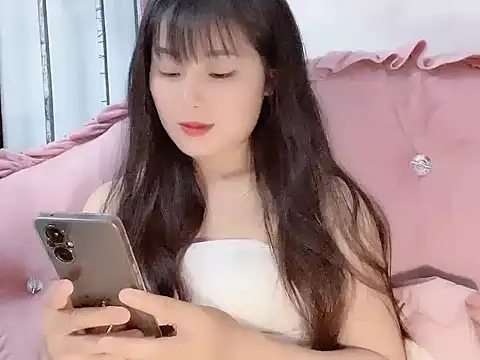 Lie liee online show from 06/05/26, 01:50