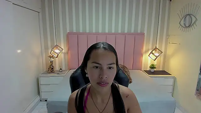 Snapshot of SAMANTHABENET chatting on 02/26/26, 07:13 SAMANTHABENET online show from 02/26/26, 07:13