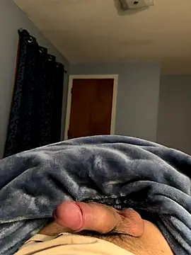 Snapshot of juanjR11 chatting on 11/11/25, 08:03 juanjR11 online show from 11/11/25, 08:03