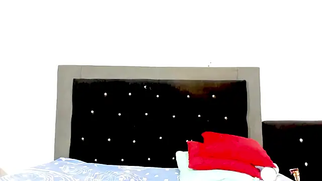 vfridaper online show from 05/01/26, 04:44
