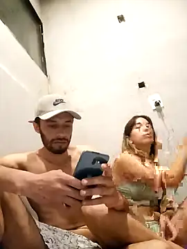 Valentino2325 online show from 09/24/25, 12:36