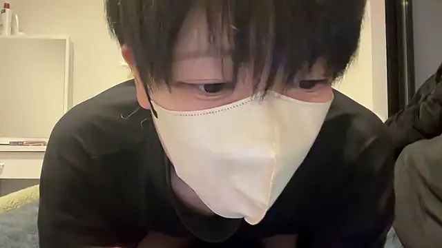 Snapshot of tora3220 chatting on 01/16/26, 01:15 tora3220 online show from 01/16/26, 01:15