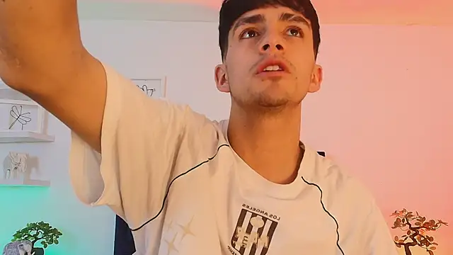 Snapshot of Axel_Draven chatting on 10/25/25, 11:29 Axel Draven online show from 10/25/25, 11:29