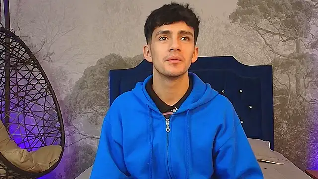 Snapshot of Axel_Draven chatting on 10/28/25, 11:36 Axel Draven online show from 10/28/25, 11:36