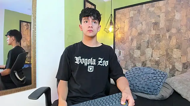 Snapshot of Axel_Draven chatting on 11/15/25, 11:18 Axel Draven online show from 11/15/25, 11:18